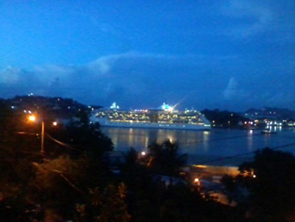 Harbour Vista Inn 캐스트리스 객실 사진