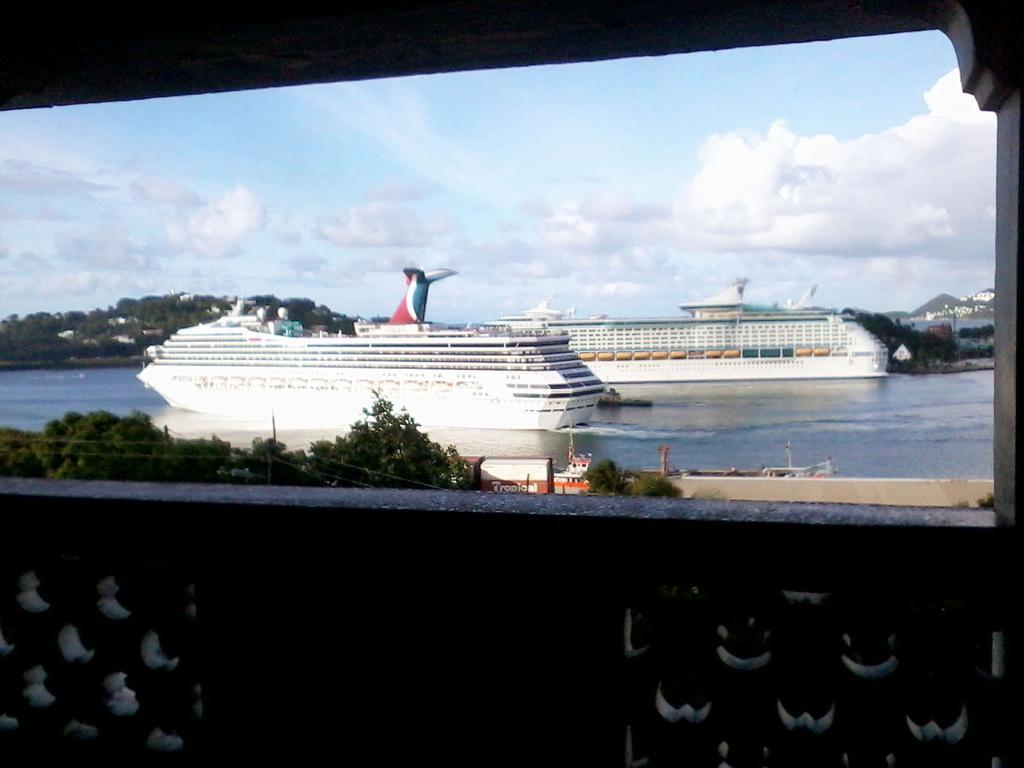 Harbour Vista Inn 캐스트리스 객실 사진